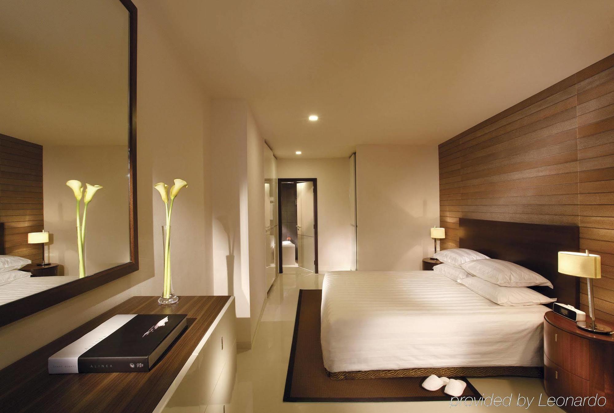 Parkroyal Serviced 4*