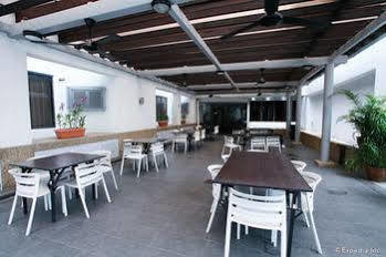 Ymca One Orchard 3*