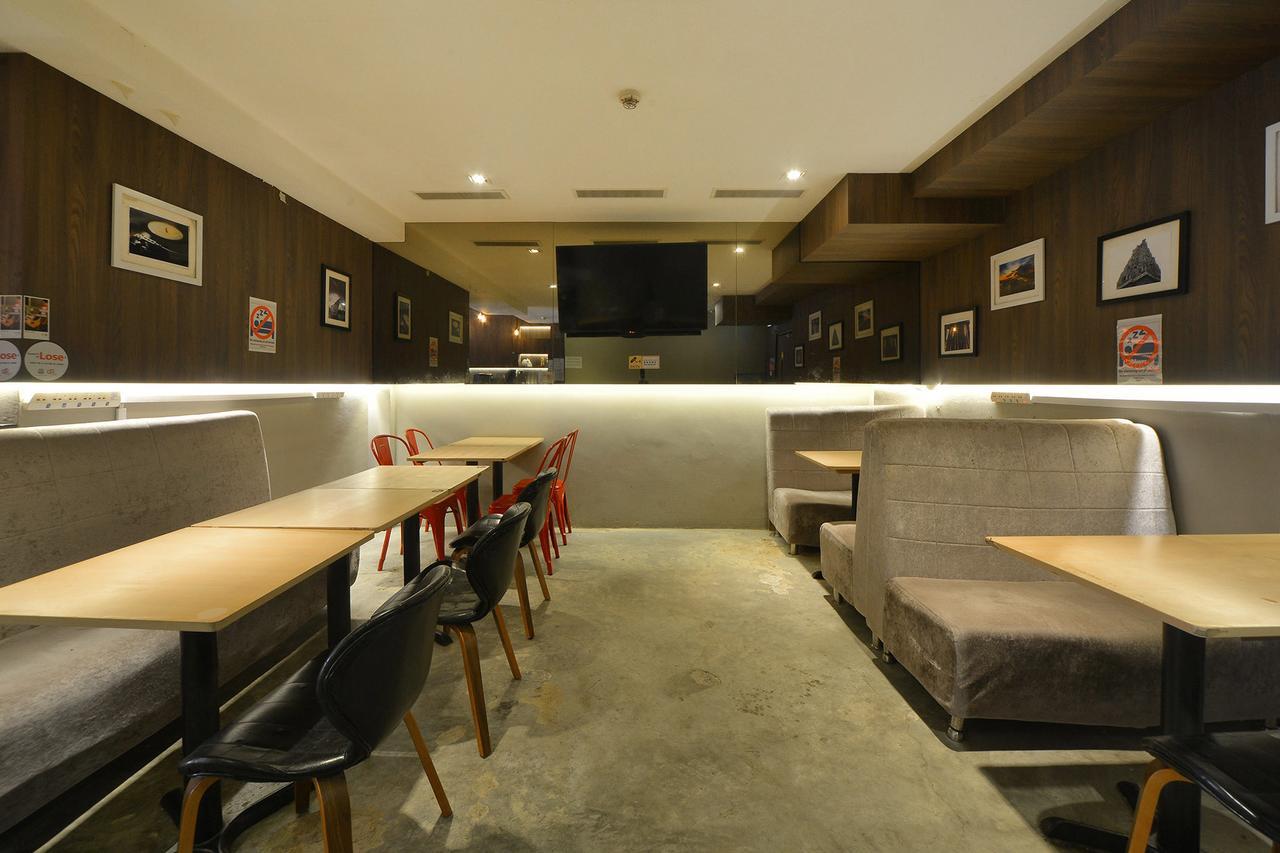 Hostel Reddoorz @ Jalan Besar Singapore