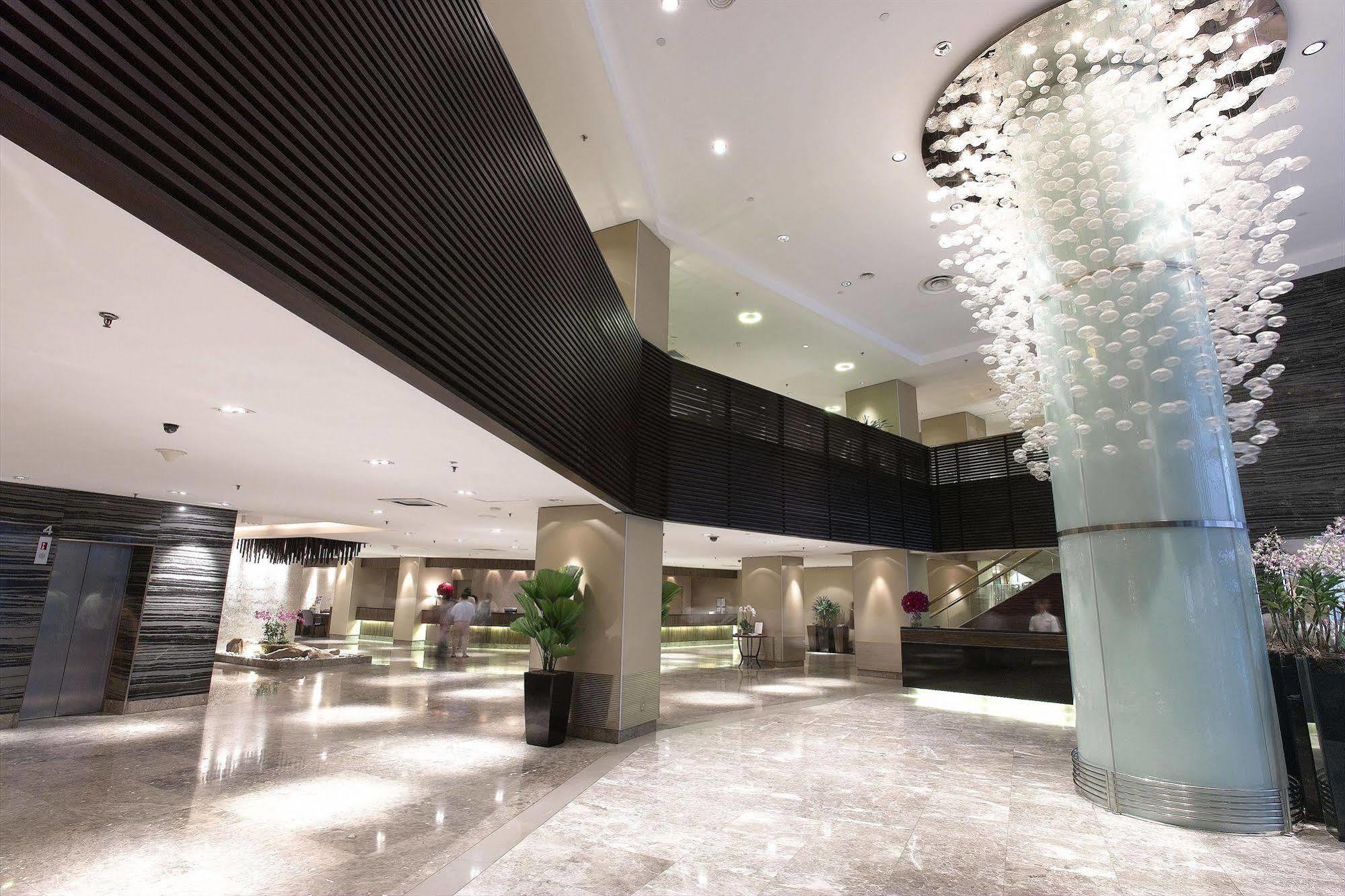 Novotel On Kitchener Hotel 4*
