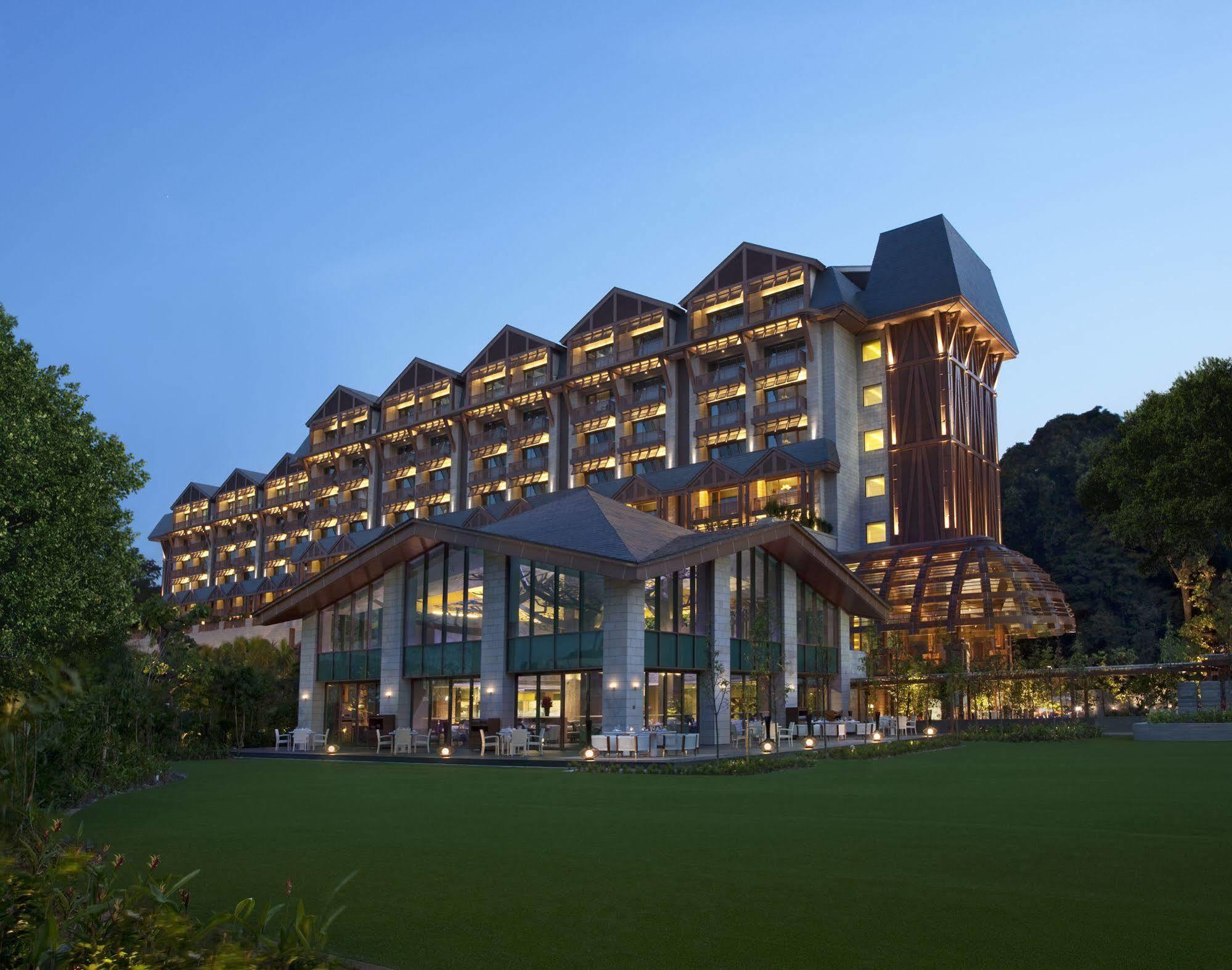 Resort World Sentosa - Equarius