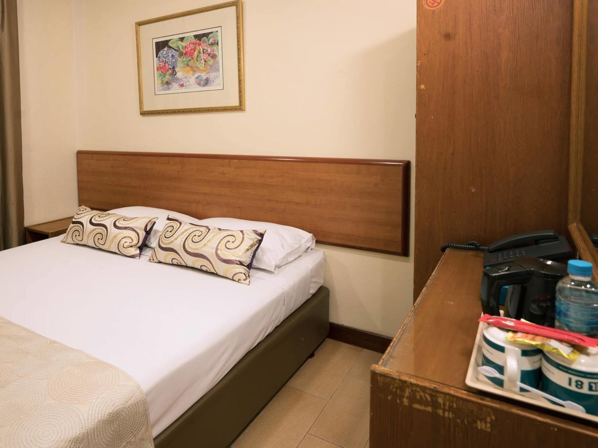 81 Geylang Hotel