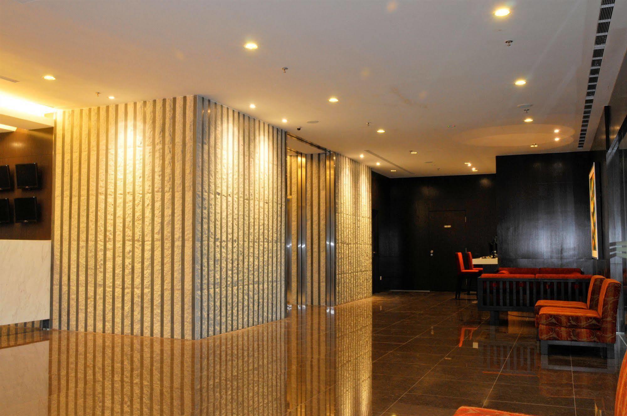 Value Thomson Hotel 3*