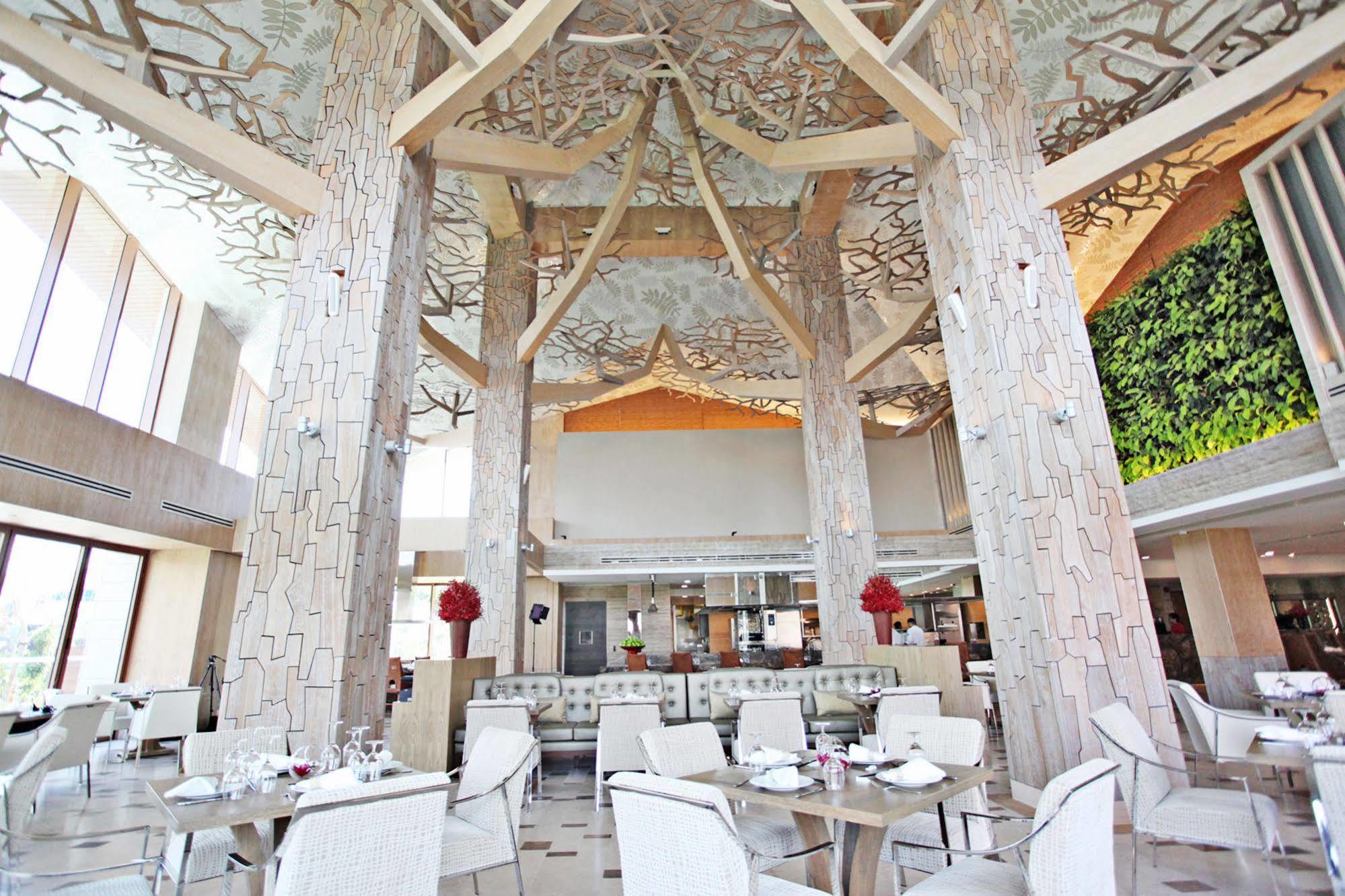 World Sentosa - Equarius 5* Singapore