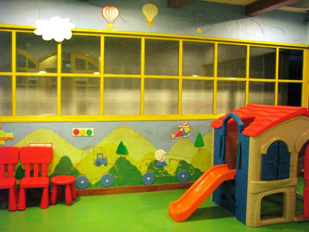 The At Recreation Club 4* Singapore