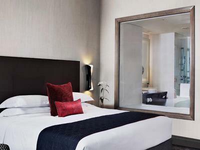 Carlton Hotel 5*