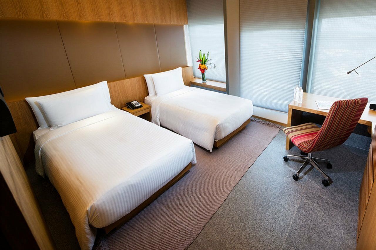 Hotel Oasia Novena, By Far East Hospitality 4*