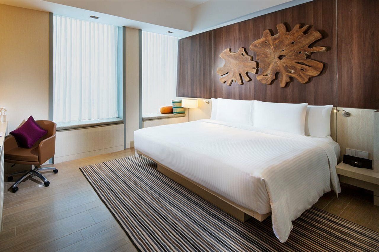 Oasia Novena, By Far East Hospitality Hotel