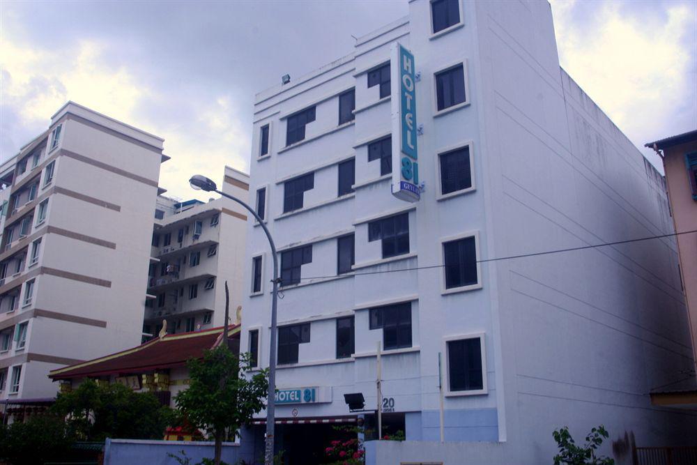 81 Geylang 2* Singapore