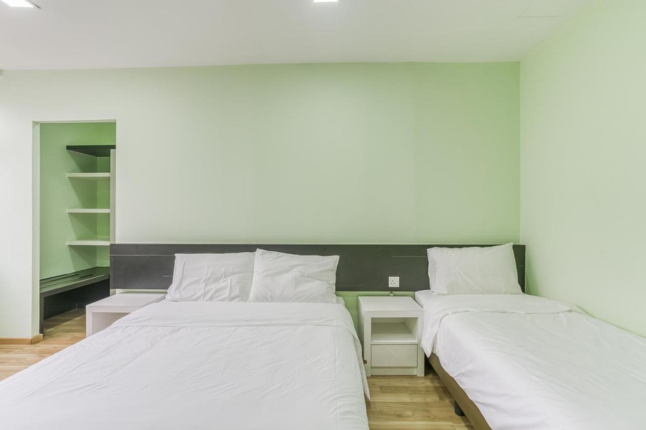 Bed & Breakfast Kembangan Singapore