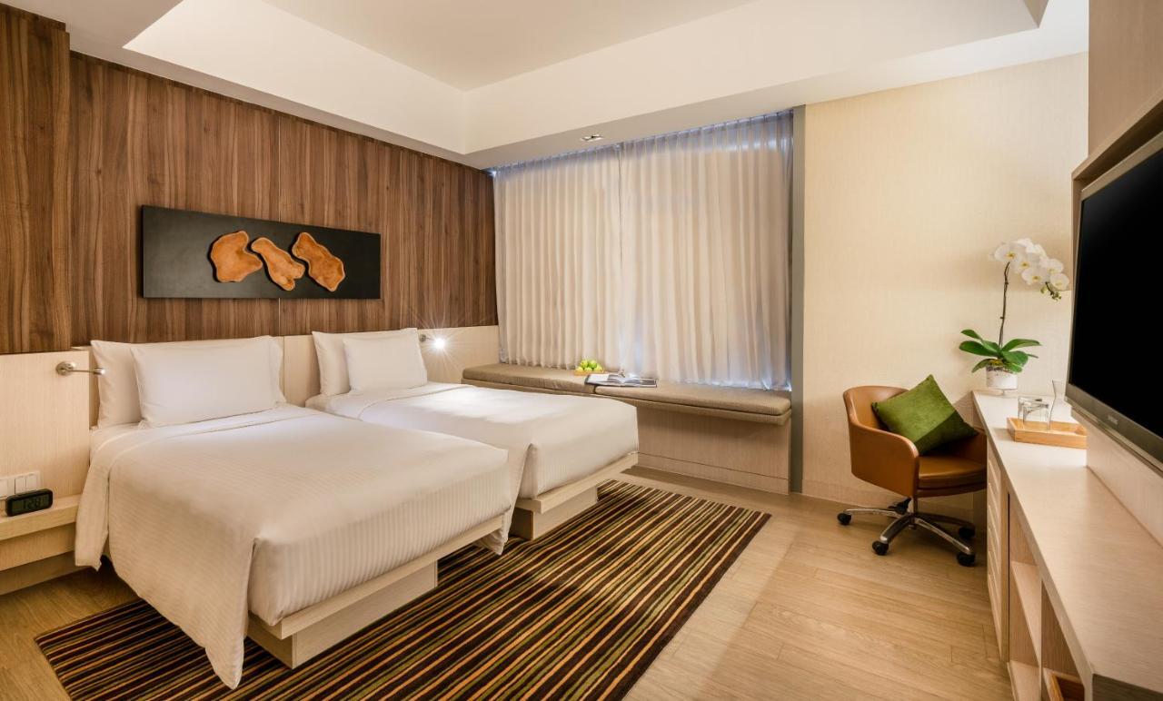Oasia Novena, By Far East Hospitality Hotel 4*